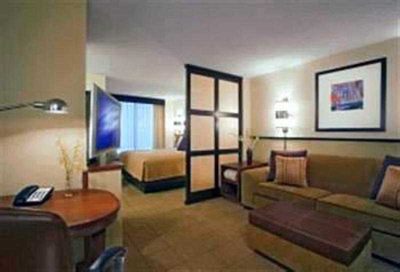 Hyatt Place Albuquerque Airport Bagian luar foto